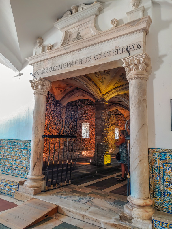 capela dos ossos évora portugal